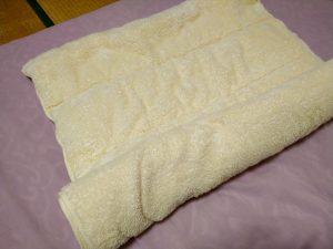 今治睡眠用タオル枕・使用1後